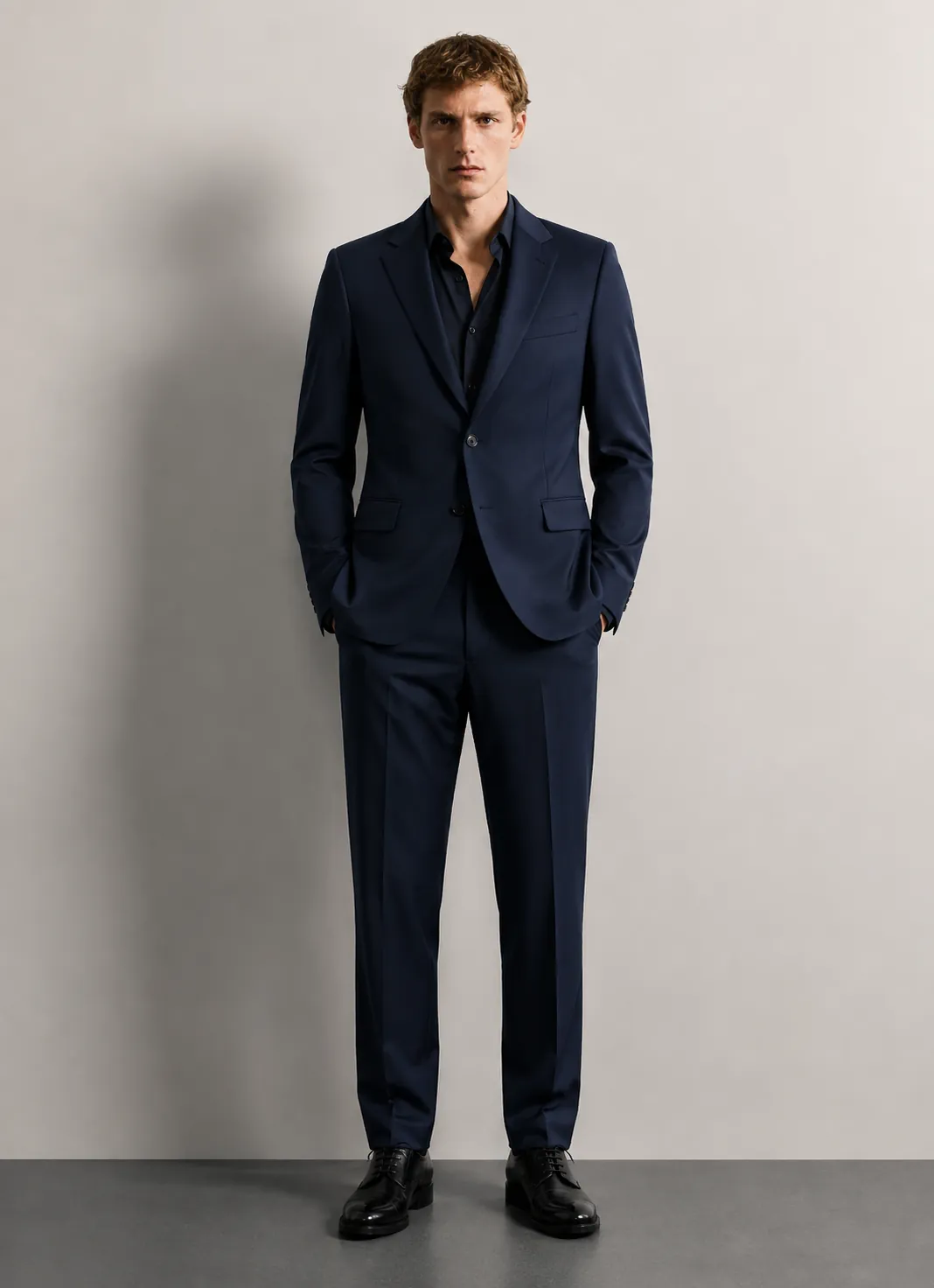 NAVY ESSENTIAL