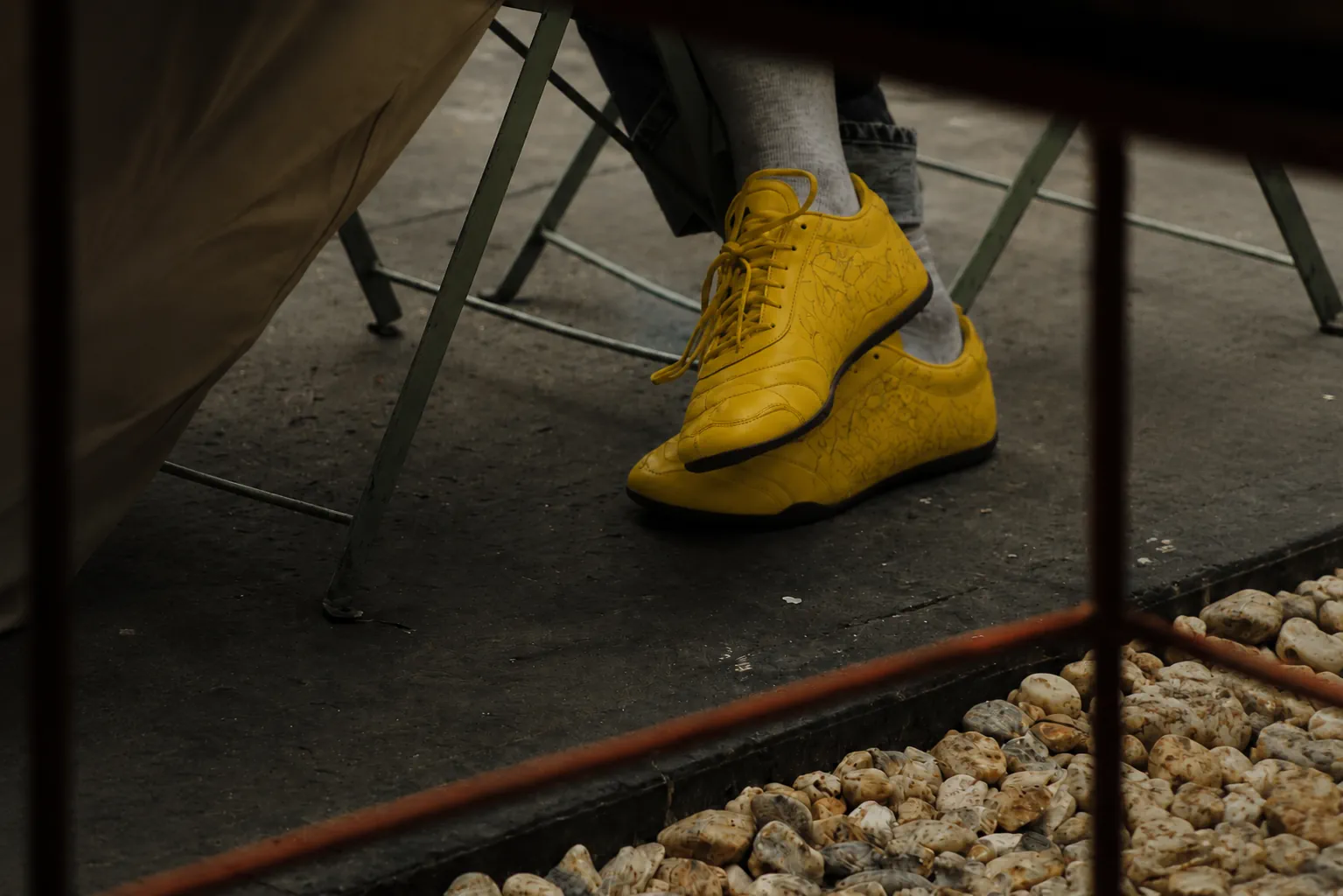 SHOES